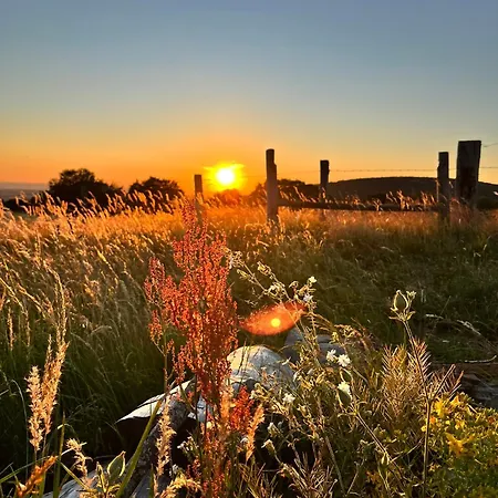 Aux Portes D'aubrac Casa vacanze