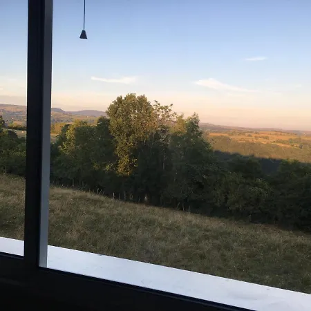 Holiday home Aux Portes D'aubrac Condom-d'Aubrac
